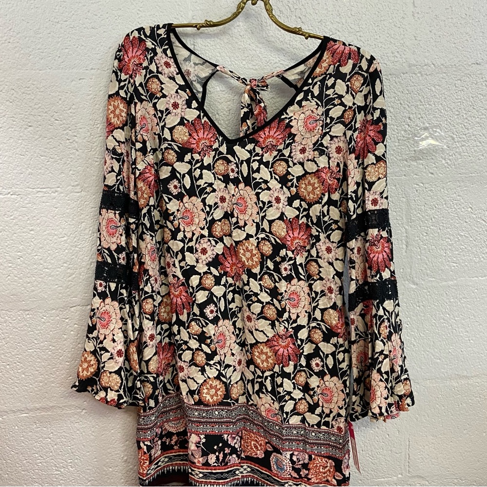 Exhilaration dress with Pooffy Sleeves
